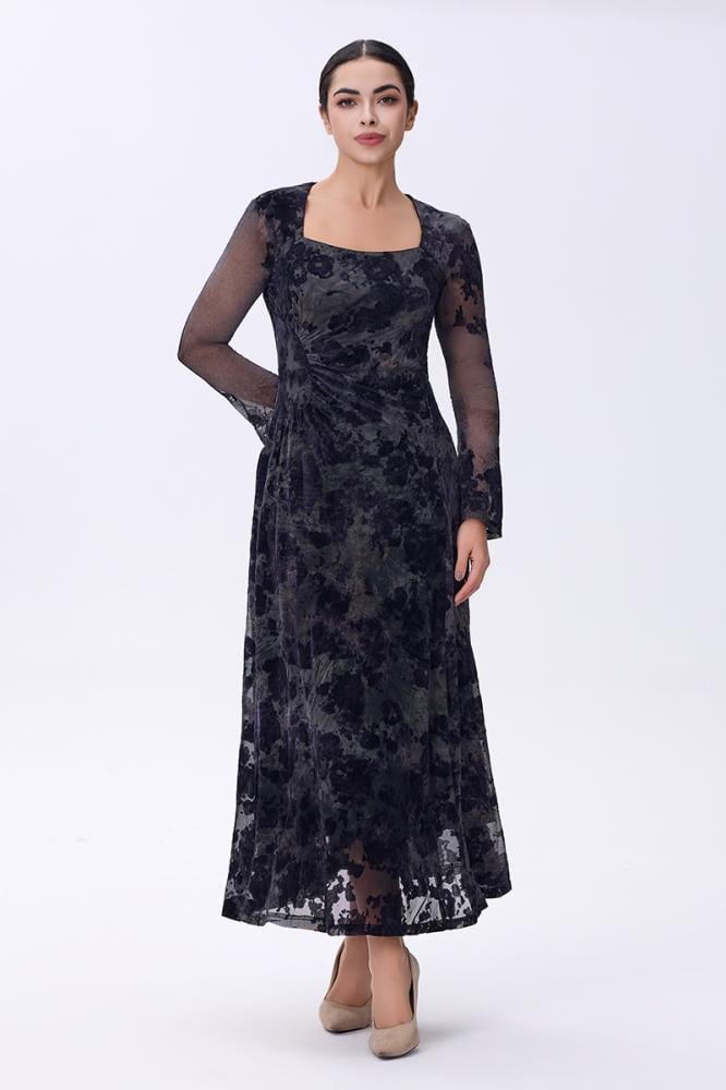 فستان أسود مخملي دانتيل بأكمام شفافة