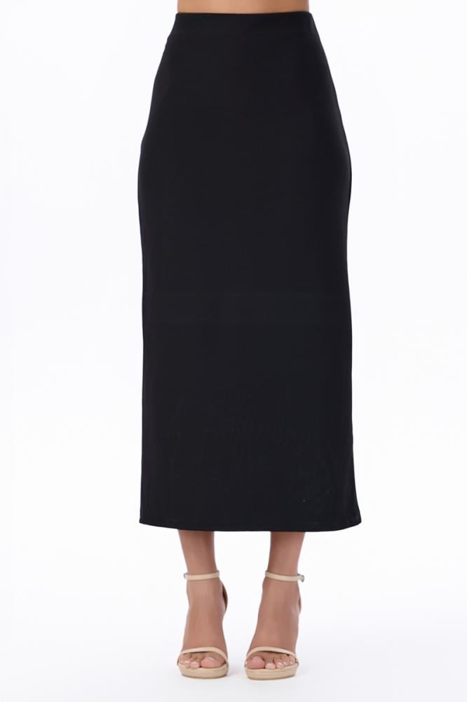 تنورة ميدي بقصة مستقيمة