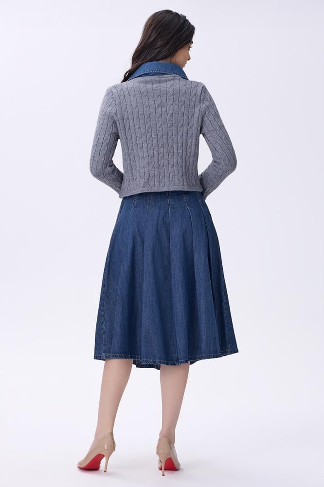 بلوزة رمادي صوفية بأكمام وياقه جينز