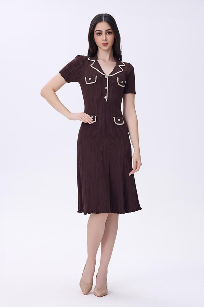 فستان بني استرتش بتفاصيل كريمية