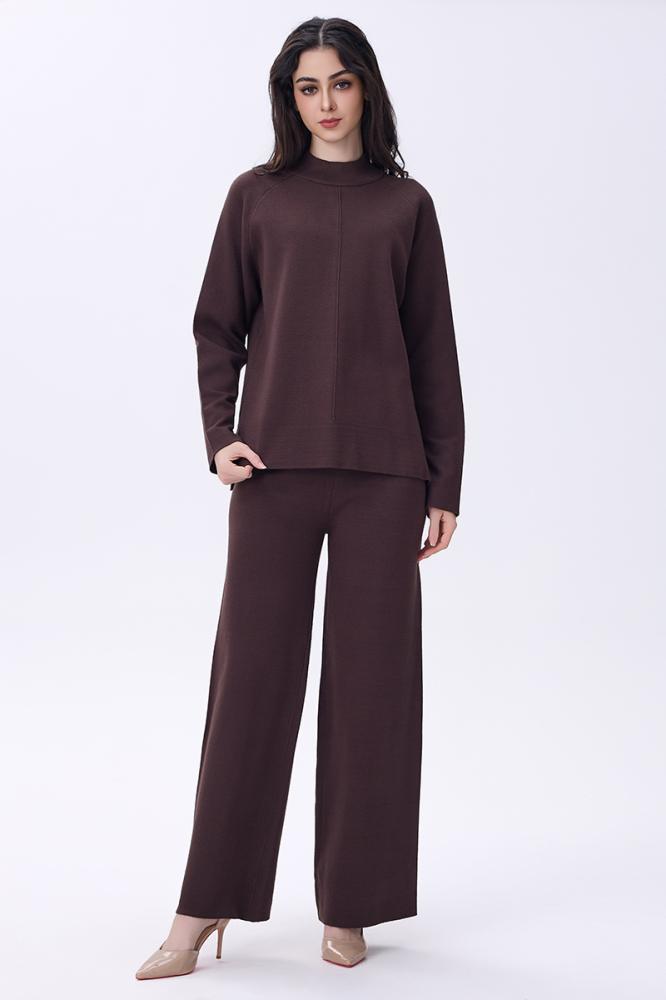 طقم بني شتوي