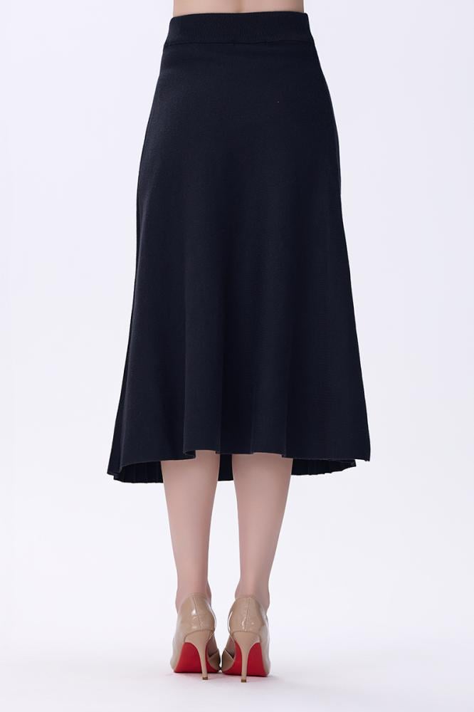 تنورة شتوي بليسيه سوداء بأزرار جانبية