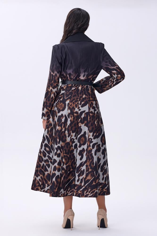 فستان بطبعة النمر مع حزام