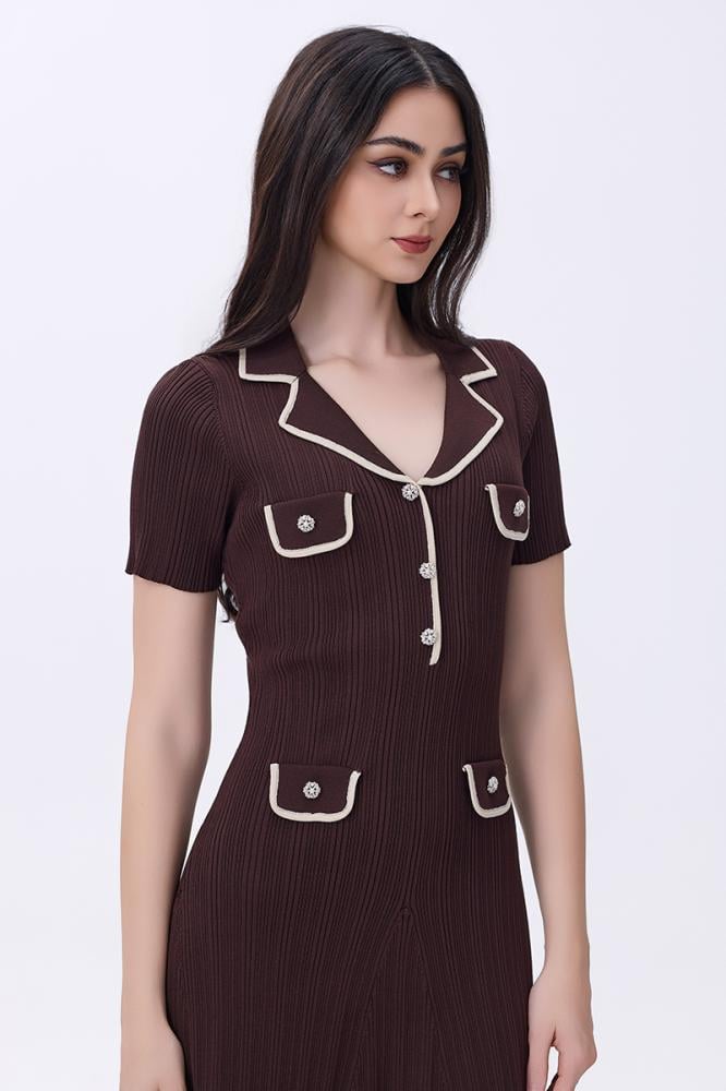 فستان بني استرتش بتفاصيل كريمية