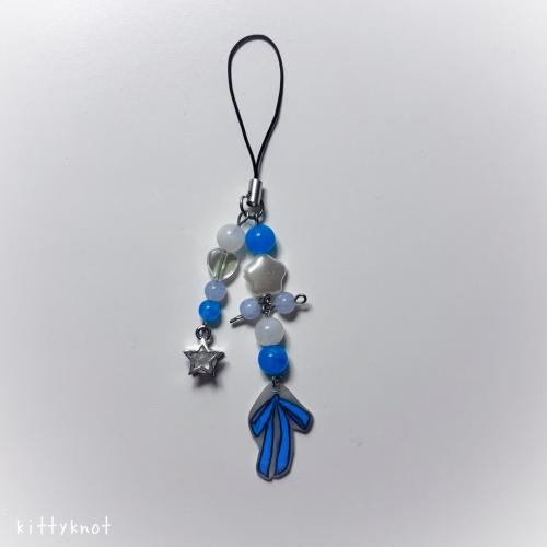 Blue bow phonecharm