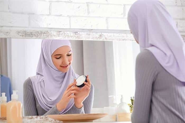 كيفية العناية بالبشرة الجافة في رمضان