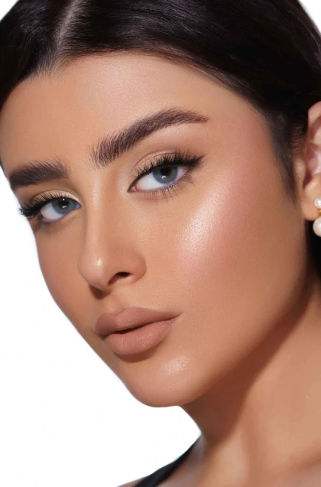 عدسات افل اوشن اليومية