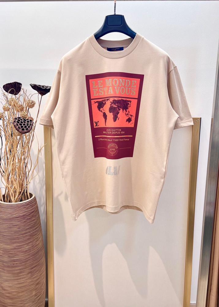 تيشيرت لويس فيتون