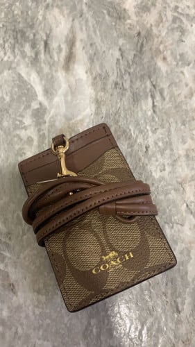 حامل بطاقة coach