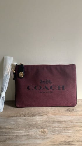 Pouch coach