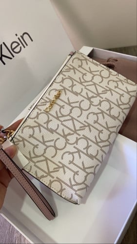 طقم هدايا من ck