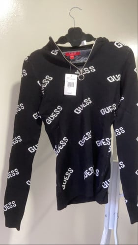 بلوزة guess