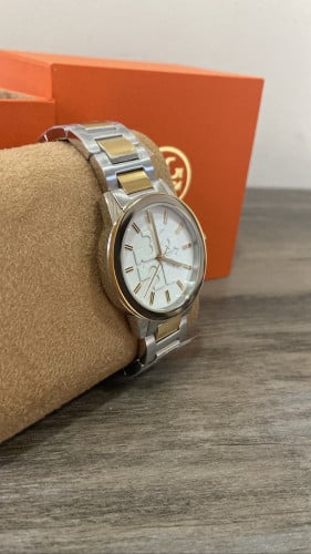 ساعة Tory burch