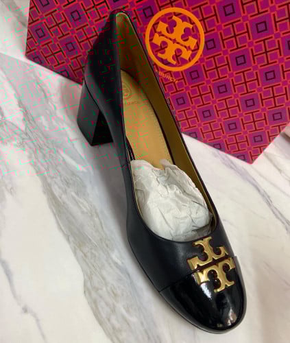 جزمة Tory burch