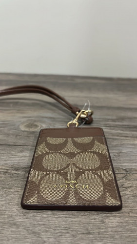 حامل بطاقة coach