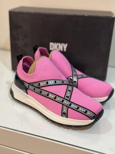 جزمة dkny