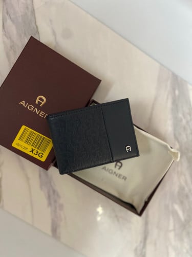 محفظة aigner