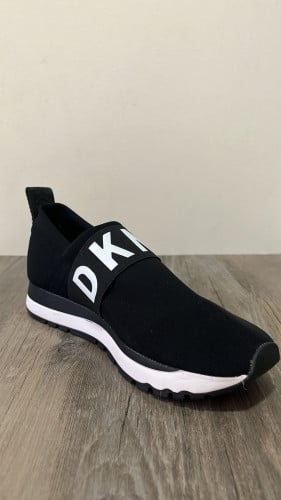جزمة Dkny