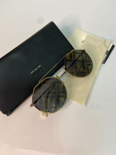 نظارة fendi
