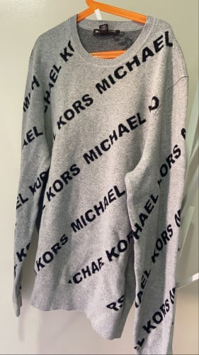 بلوزة نسائي