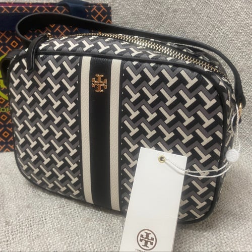 شنطة Tory burch
