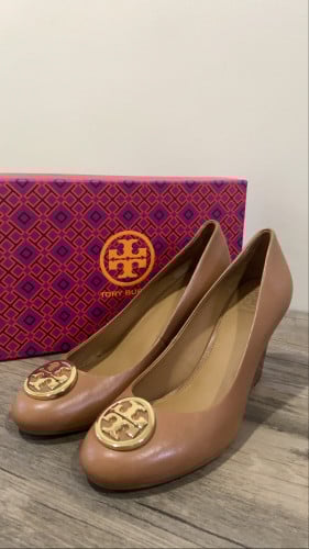 جزمة Tory burch