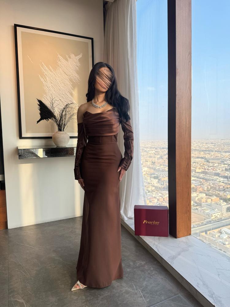 فستان سهره بني باكمام