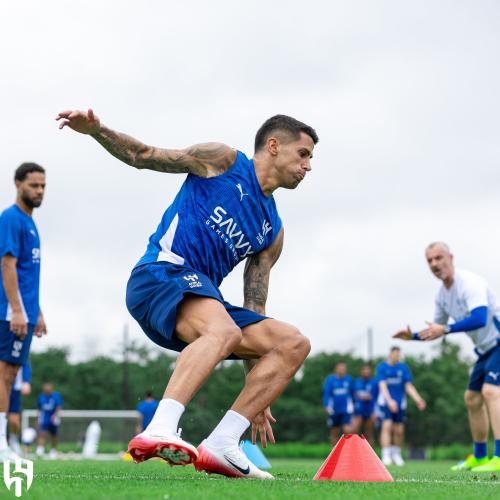 طقم الهلال الأزرق - تدريبات (كات) 2026
