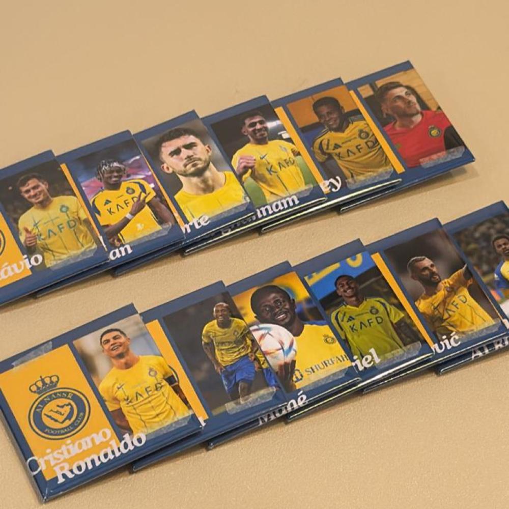 صور مغناطيسية  لفريقك المفضل 12 قطعة