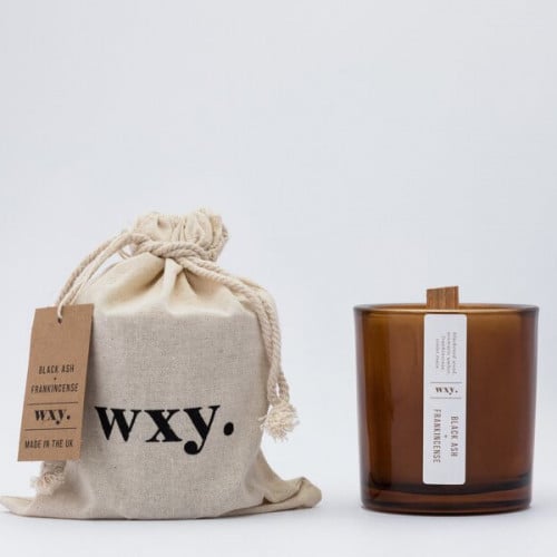 شمعة Black Ash & Frankincense