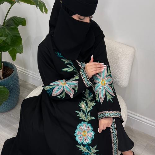 عباية روز فكتوريا