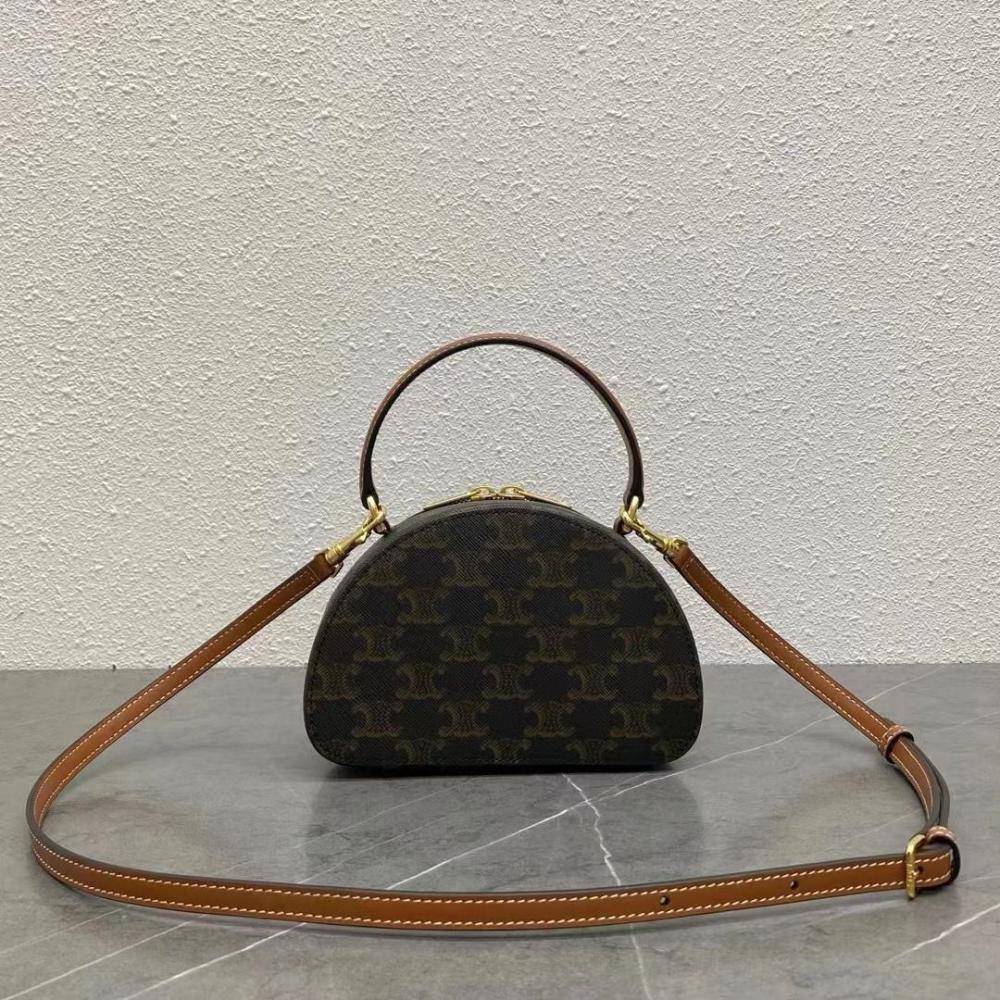 Celine 17cm
