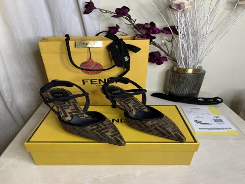 Fendi 38