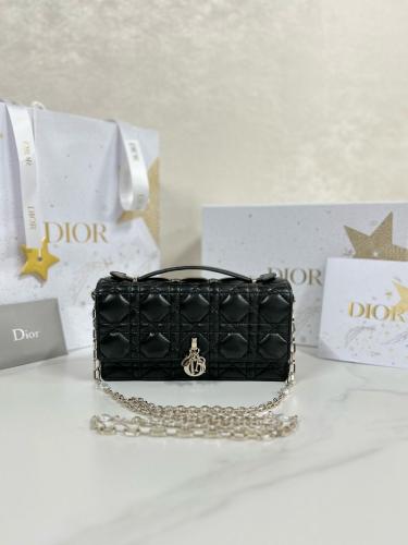 Dior 21cm