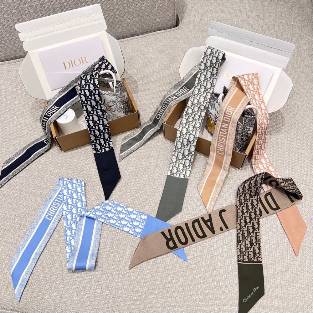 Dior scarf