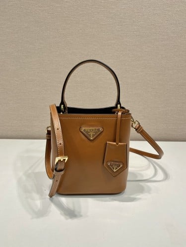 Prada 15cm