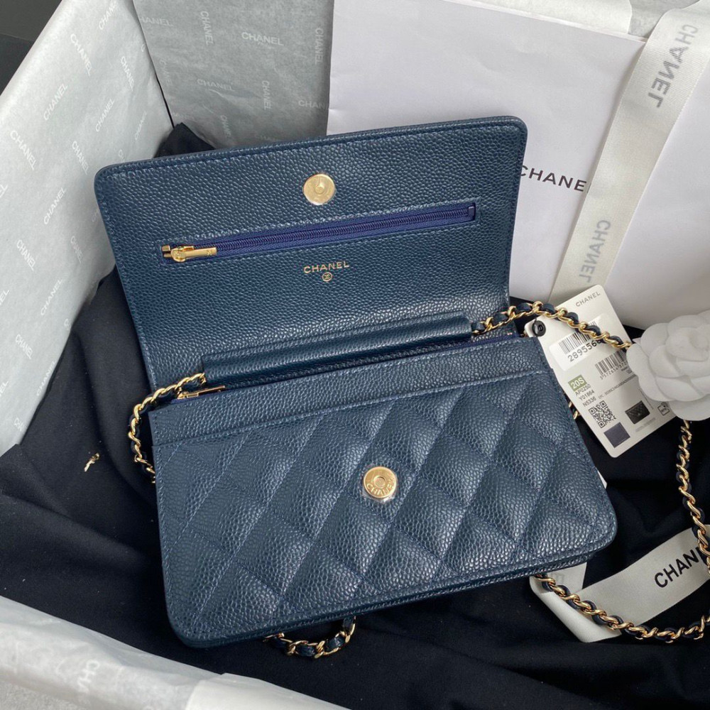 Chanel 19cm