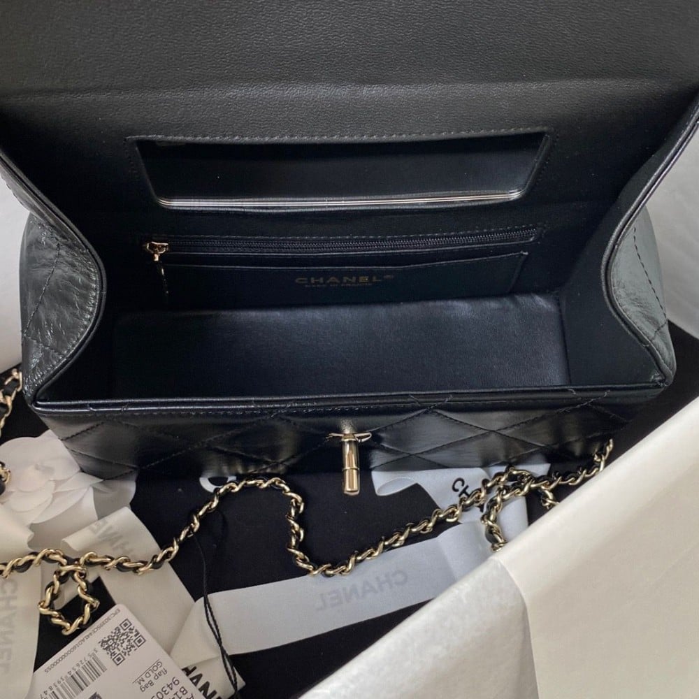 Chanel 22cm