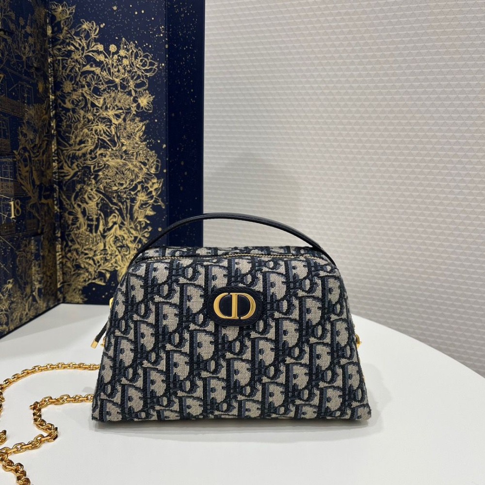 Chanel a57576 store
