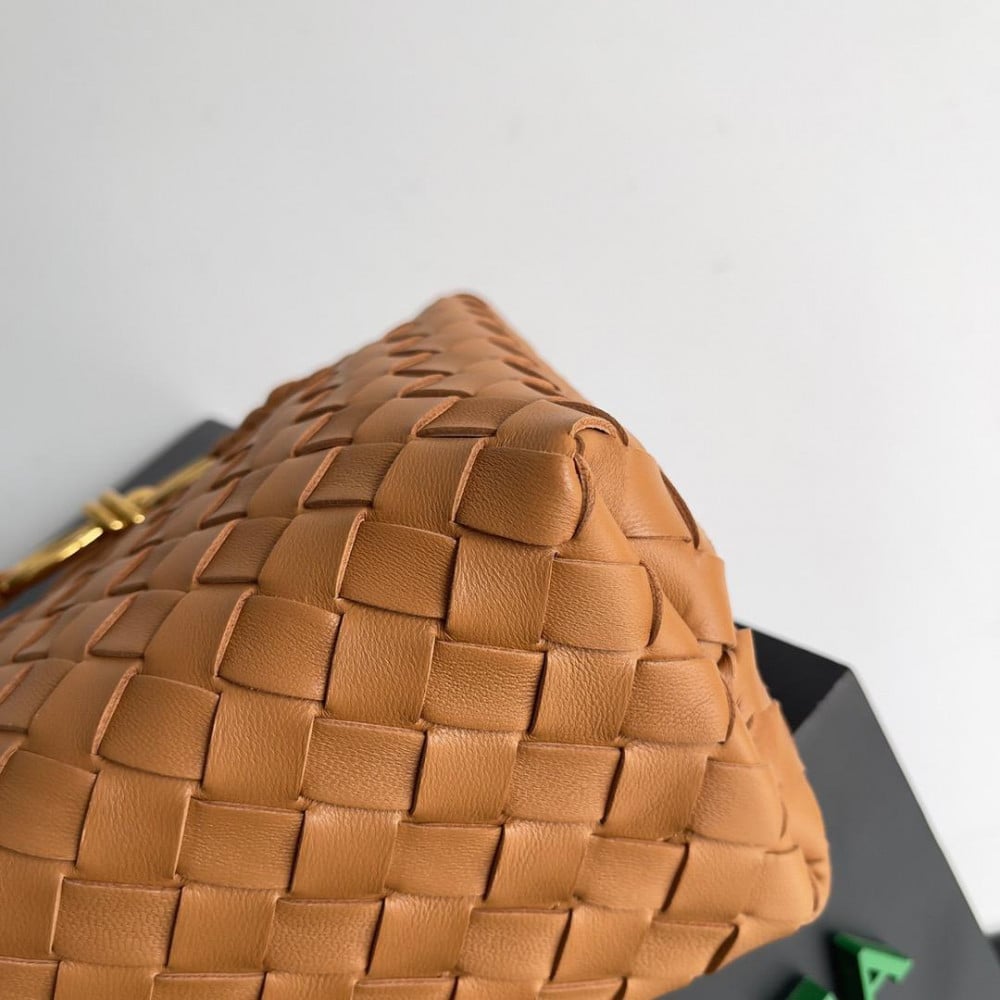 Bottega veneta 25cm