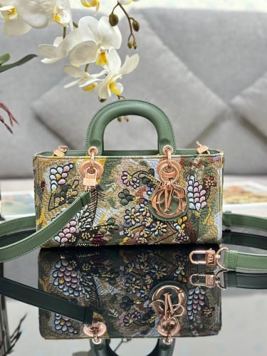 Dior MEDIUM LADY D-JOY BAG 26cm