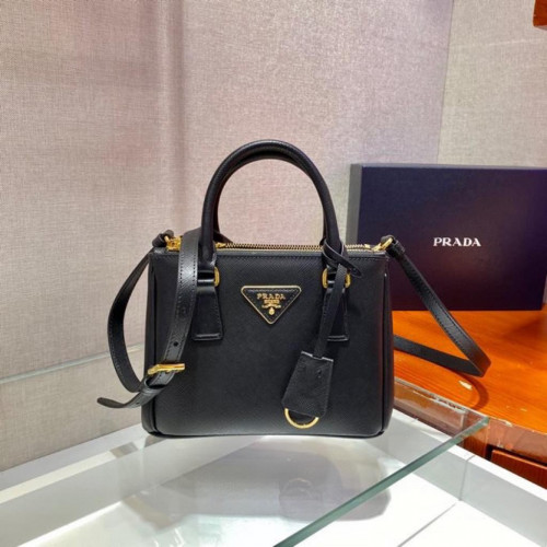 Prada 20cm