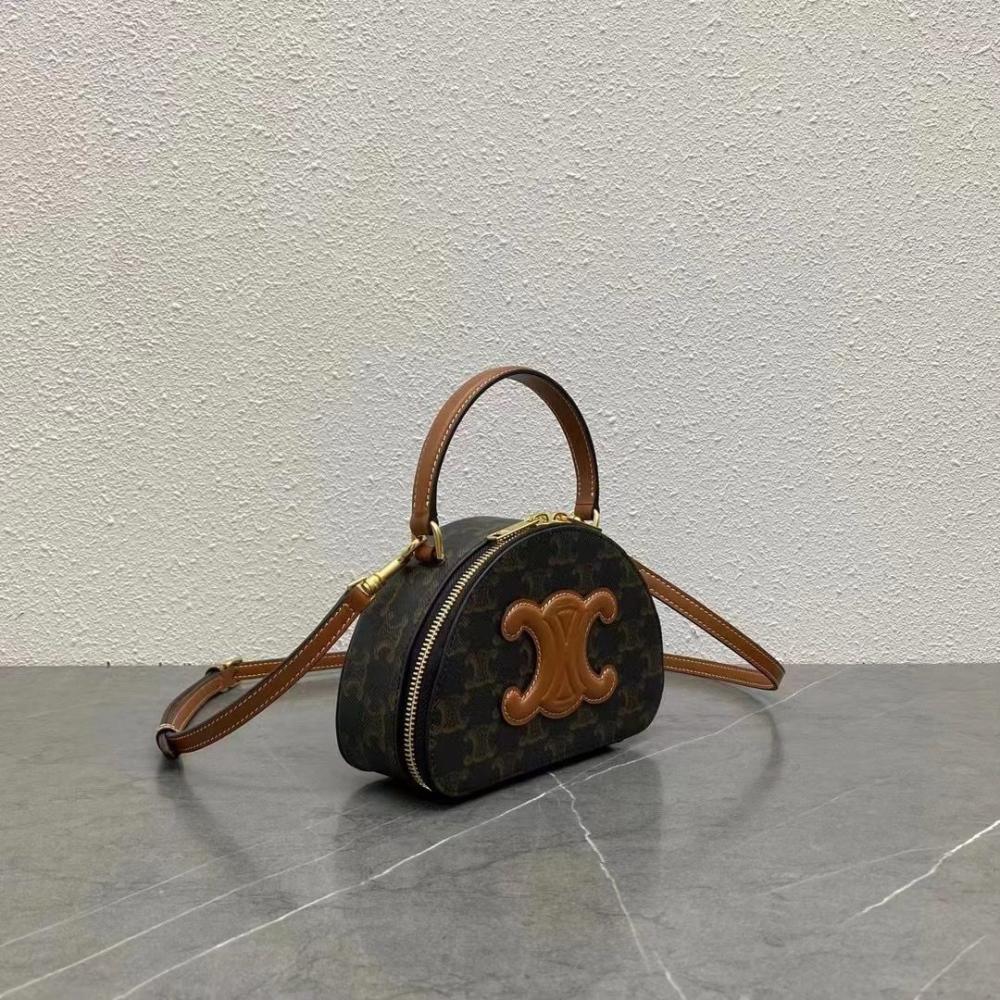 Celine 17cm