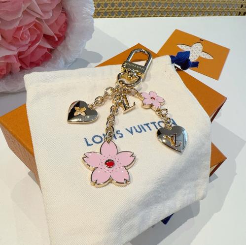 Lv Accessories