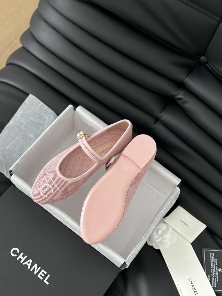 Chanel ballerina pink متجر ألجاي بوتيك Aljay Boutique