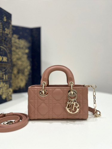 Dior 16cm