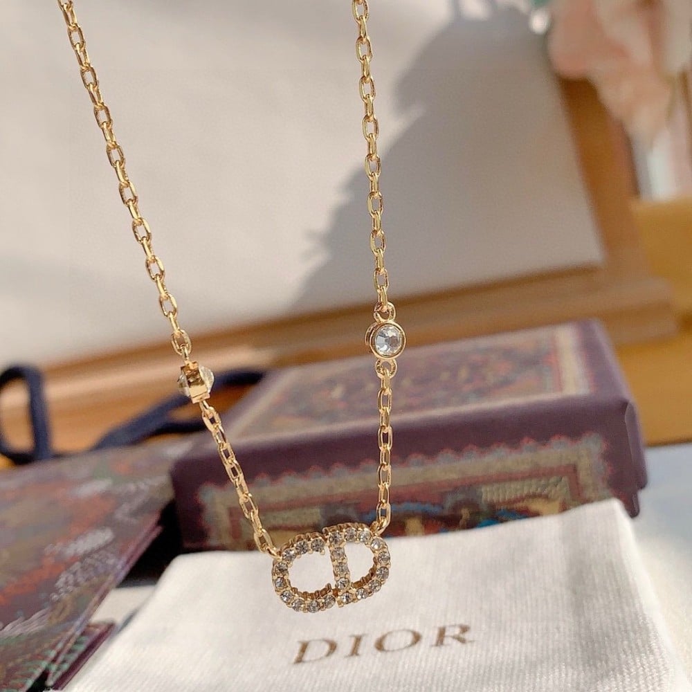 Dior necklace