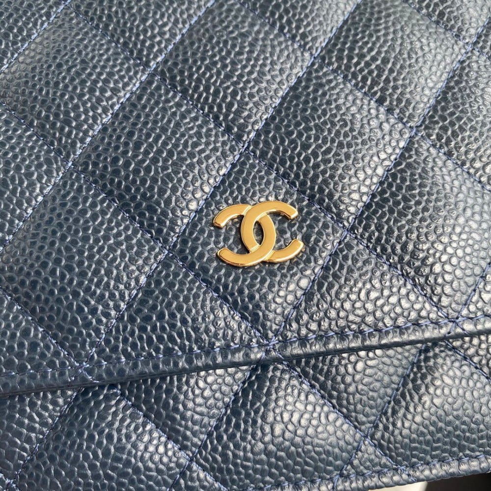 Chanel 19cm
