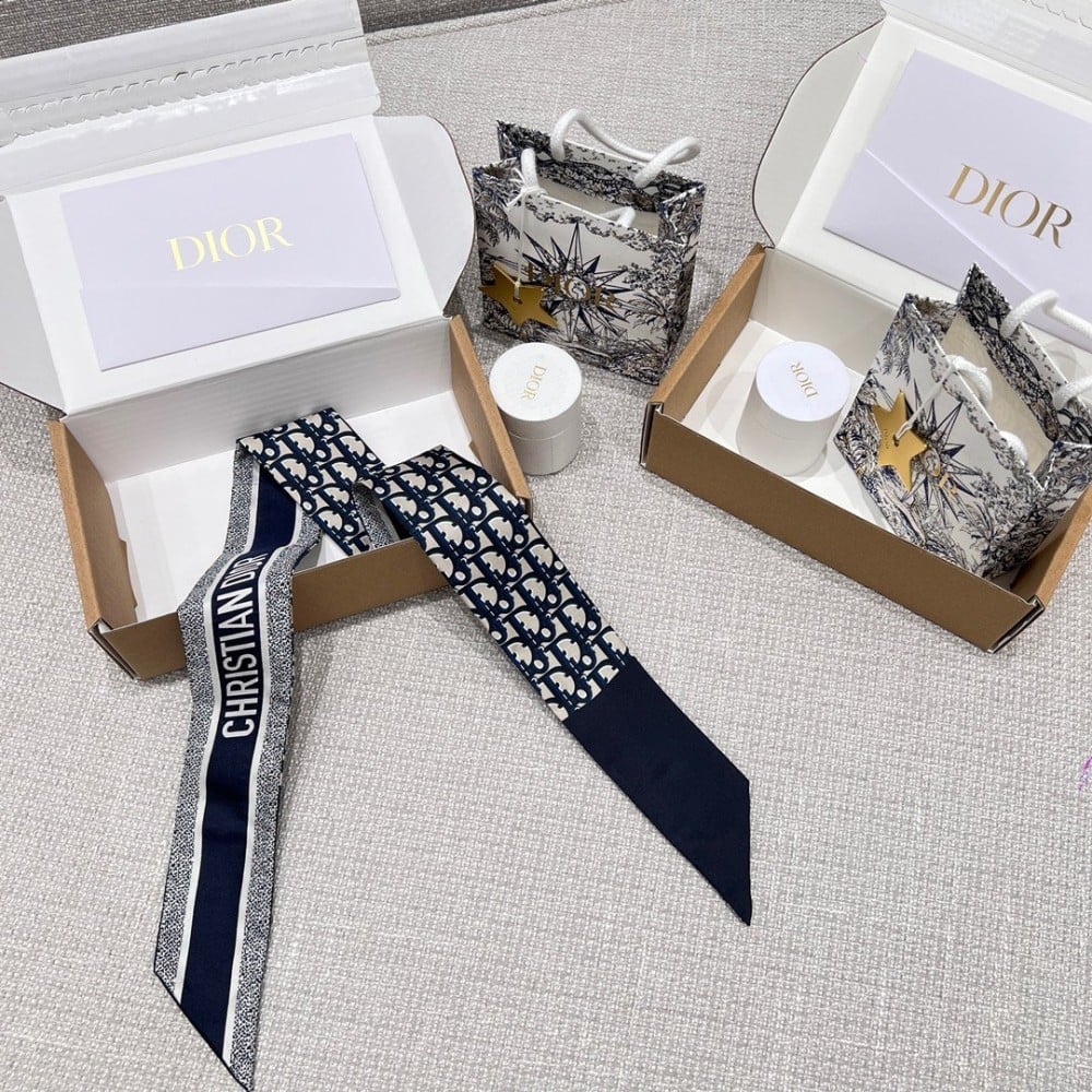 Dior scarf