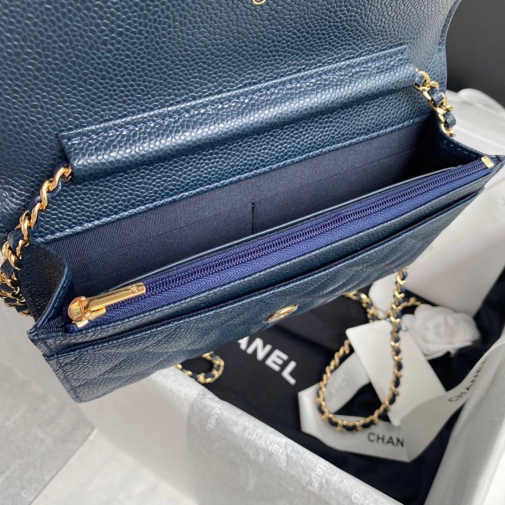 Chanel 19cm